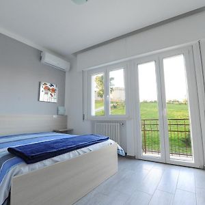 Camera standard con letto king size